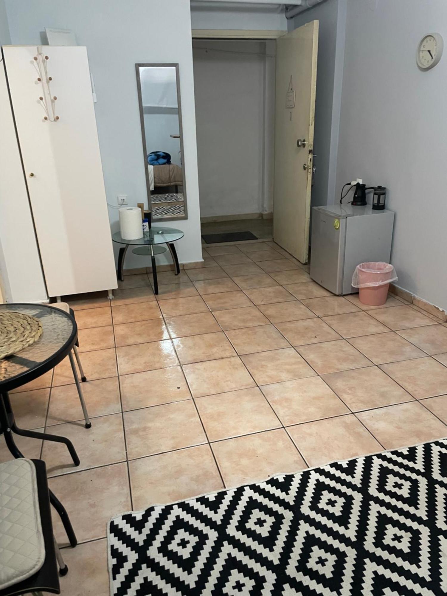 Κεντρικό Ημιυπόγειο Διαμέρισμα Vólos Extérieur photo